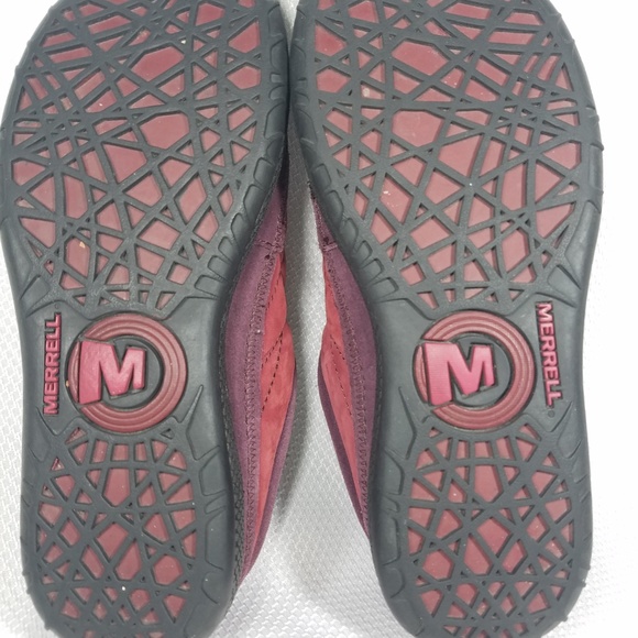 Merrrell Womens Size 7 Mules Burgundy Quilted - Picture 6 of 6
